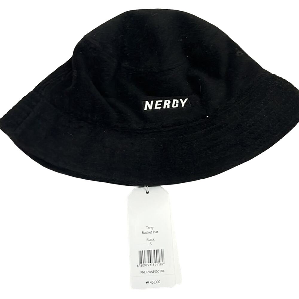 Nerdy bucket hat